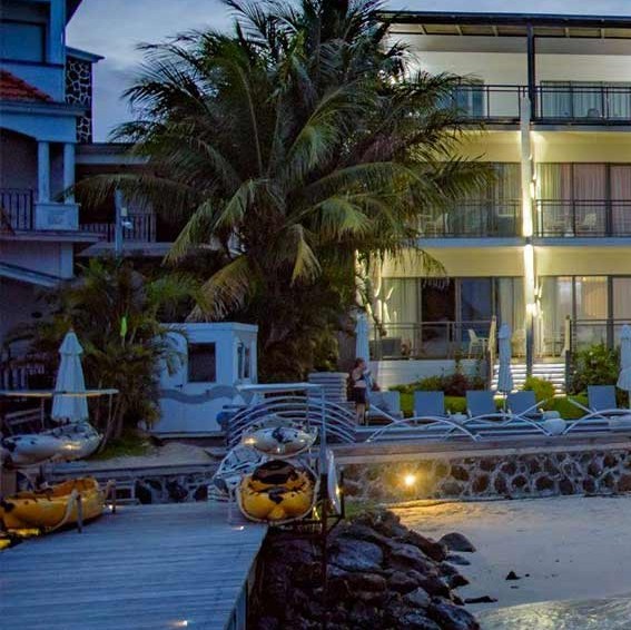 BAYSTONE HOTEL